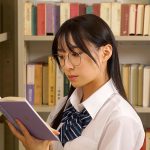 新木希空出演｜図書委員の女子校生が陰キャ可愛い魅力でスレンダーボディを堪能する制服動画（snos00036）H動画