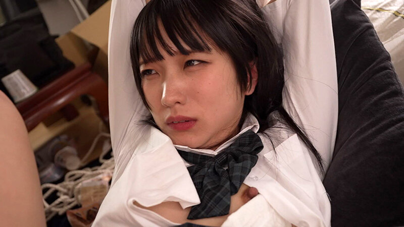 日泉舞華｜異物挿入の深淵。ゴミ部屋のガラクタで開発される制服JKの秘部 135分（real00896）H動画