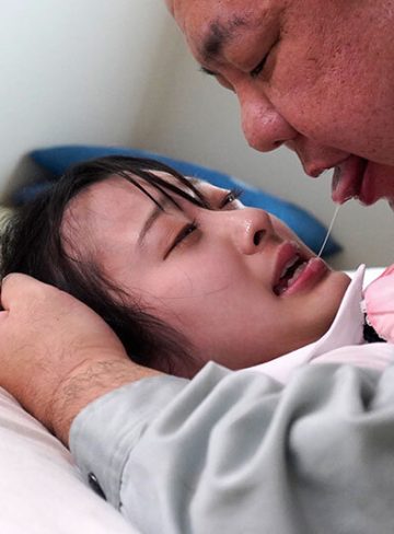 花守夏歩（ipzz-00604）死ぬほど嫌いな義父の大好物は女子○生のワタシでした… 犯●れながら何度もイカされる屈辱レ×プ【独占配信】フェチ動画レビュー